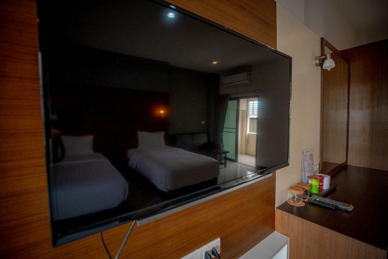 Smart Hotel Ban Lam Luk Ka Kültér fotó